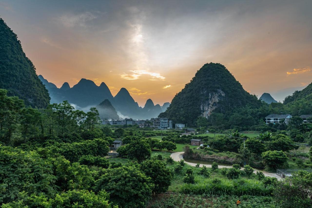 Yangshuo Serene Cove Hotel Exterior photo