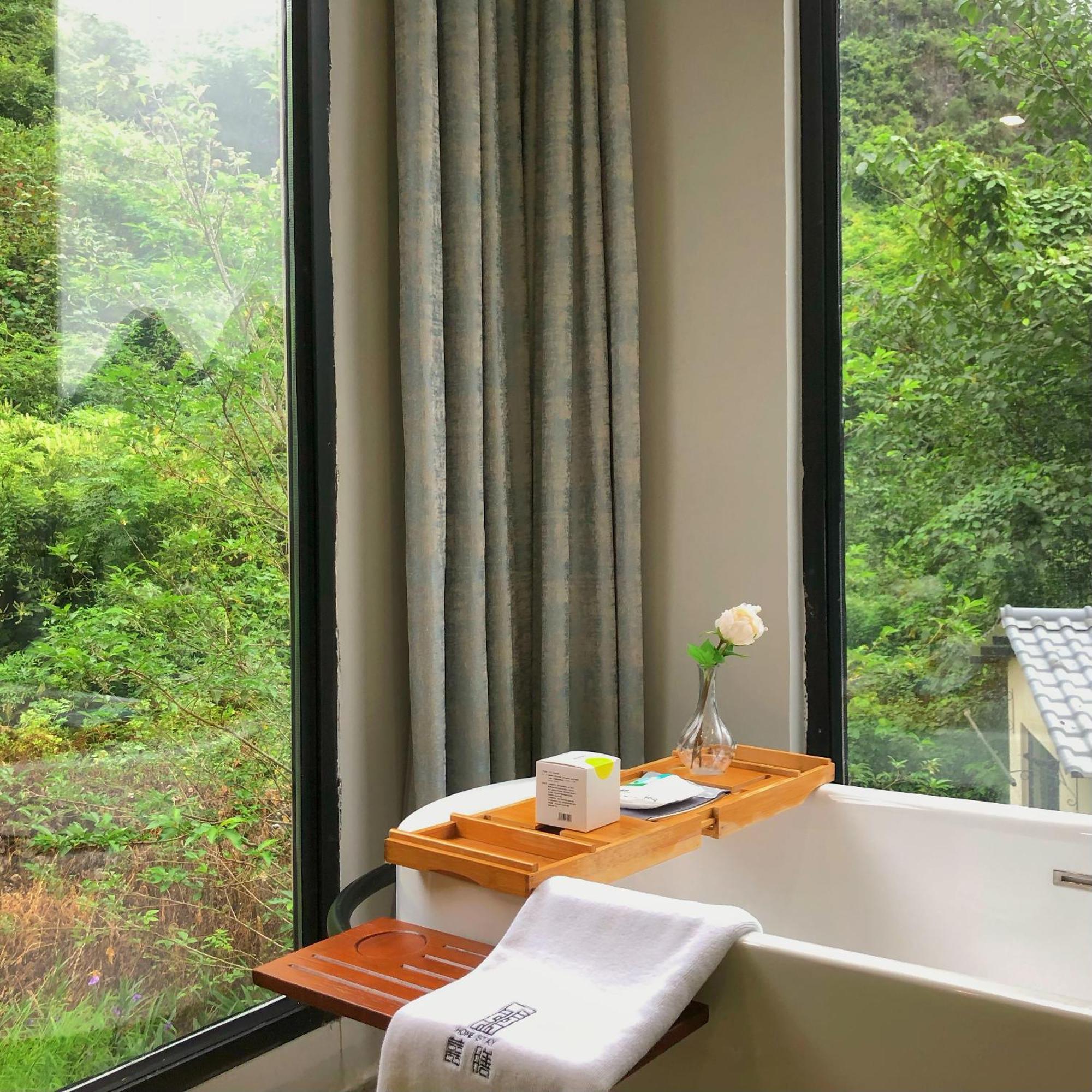 Yangshuo Serene Cove Hotel Exterior photo