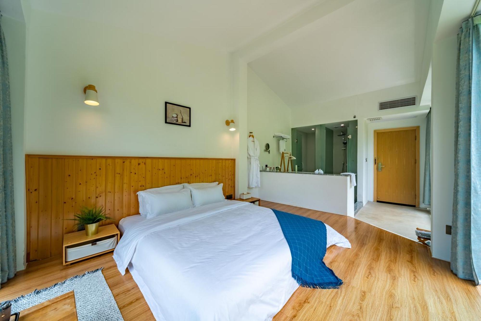 Yangshuo Serene Cove Hotel Exterior photo